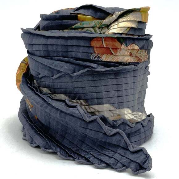 HERMES Latham pleated scarf/muffler in grey silk for men and women - Picture 2 of 9